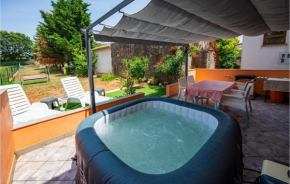 Beautiful Home In Pula With Wifi